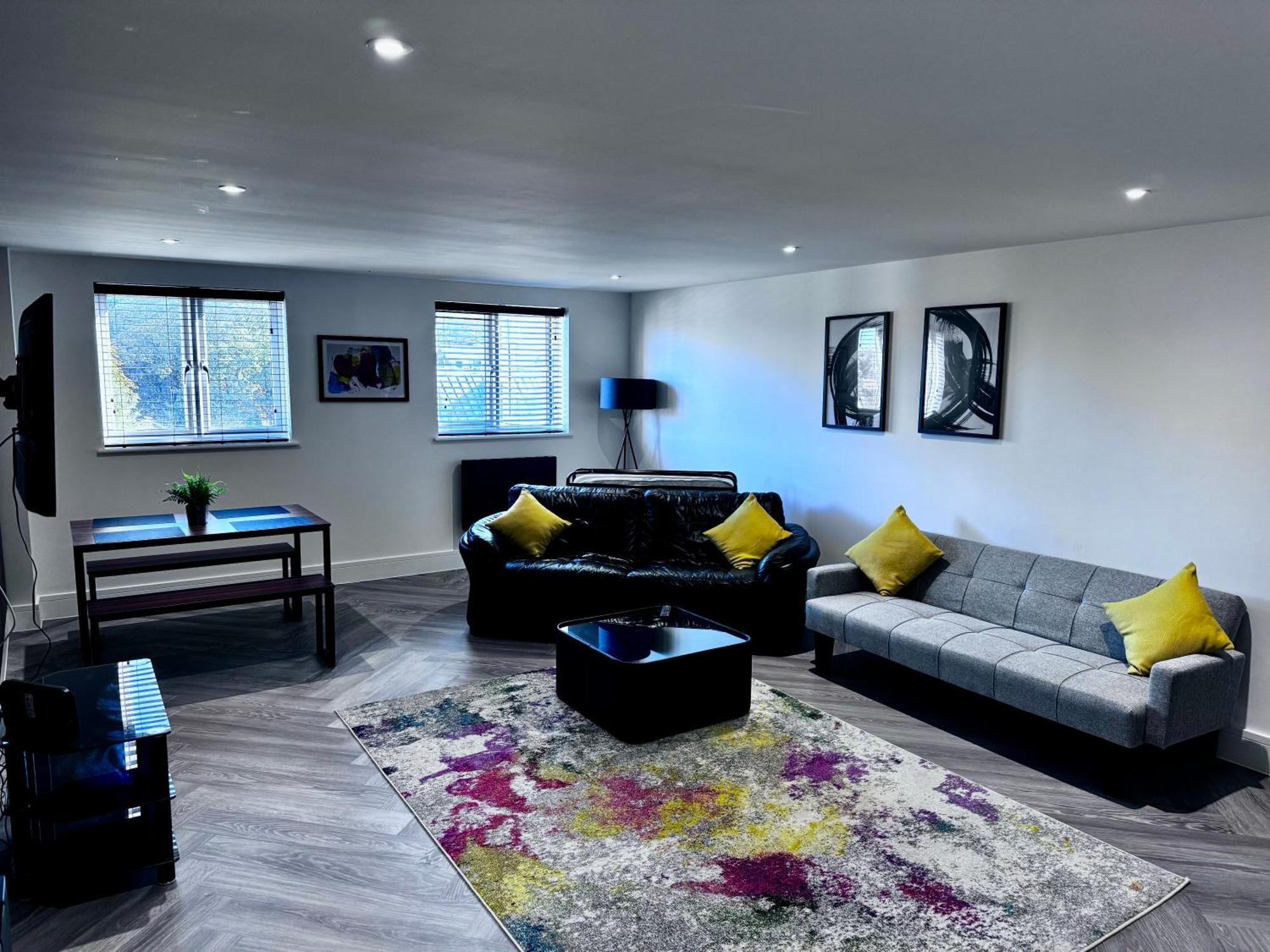 New 2 Bed Apartment In Royston High St Exterior foto